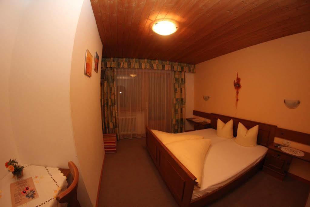 Gasthof Pension Berghof Hippach Dış mekan fotoğraf